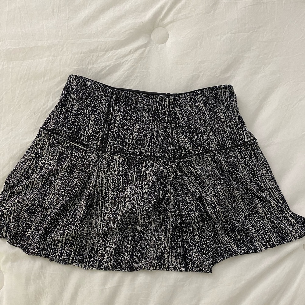 Lululemon tennis skirt
